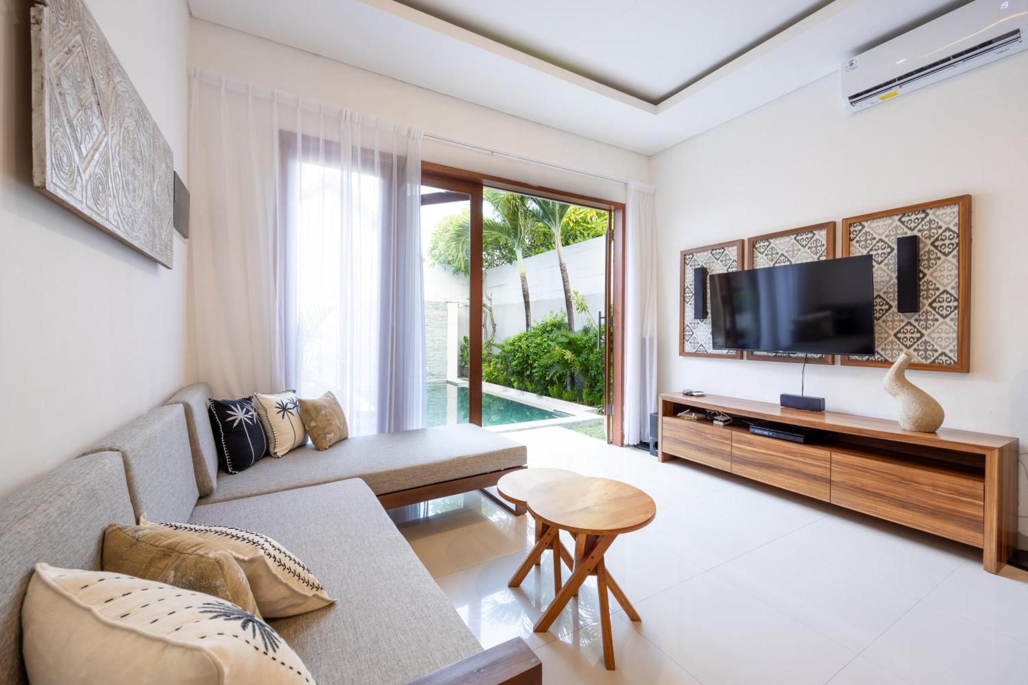 Villa Manis La Bora In Seminyak